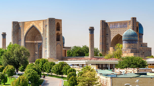 Blick auf die Bibi-Khanym-Moschee in Samarkand, Usbekistan